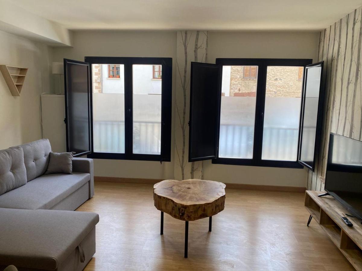 Apartamentos Palacio Azcarate Calle Calvario Ezcaray Buitenkant foto