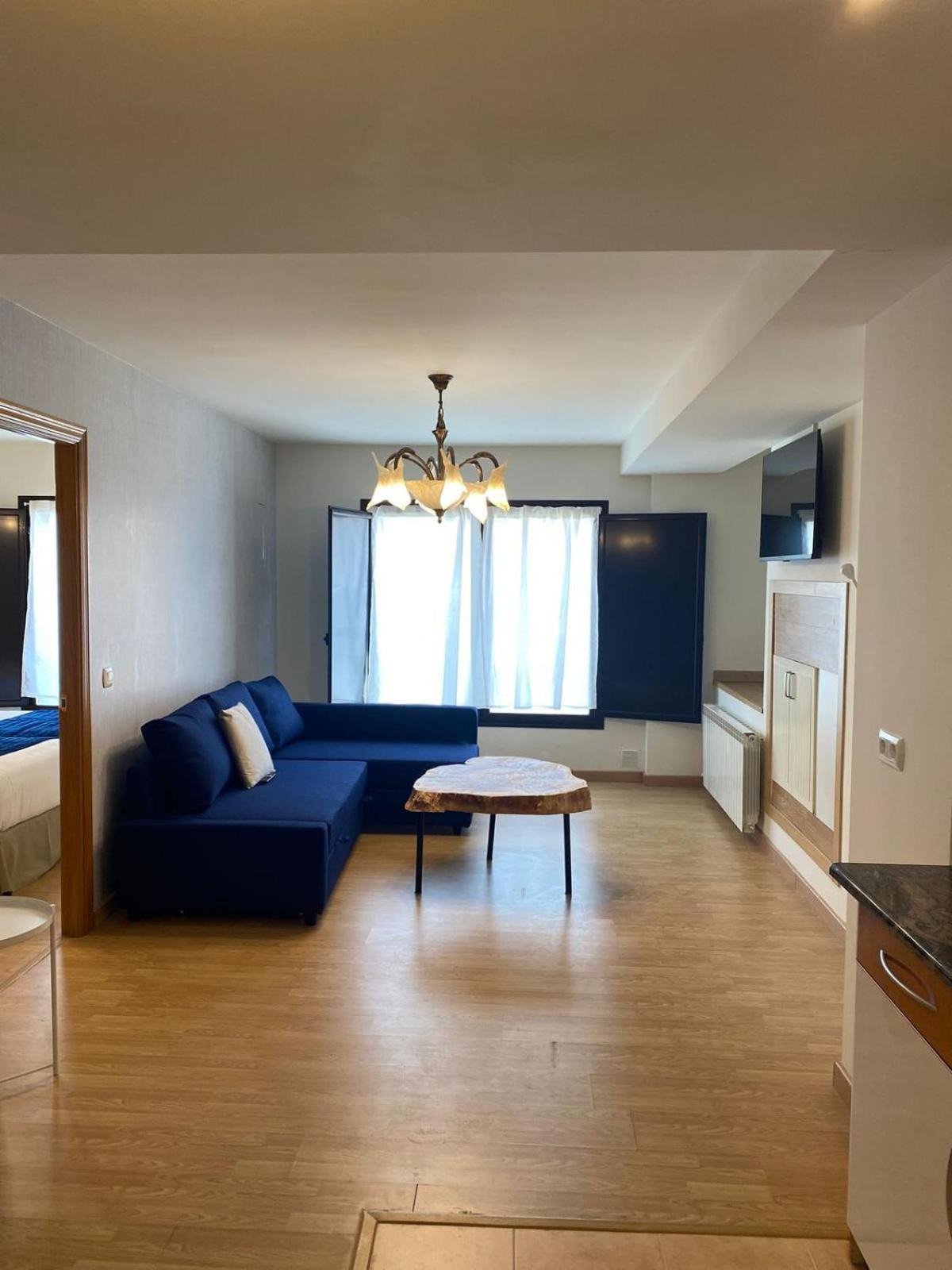 Apartamentos Palacio Azcarate Calle Calvario Ezcaray Buitenkant foto