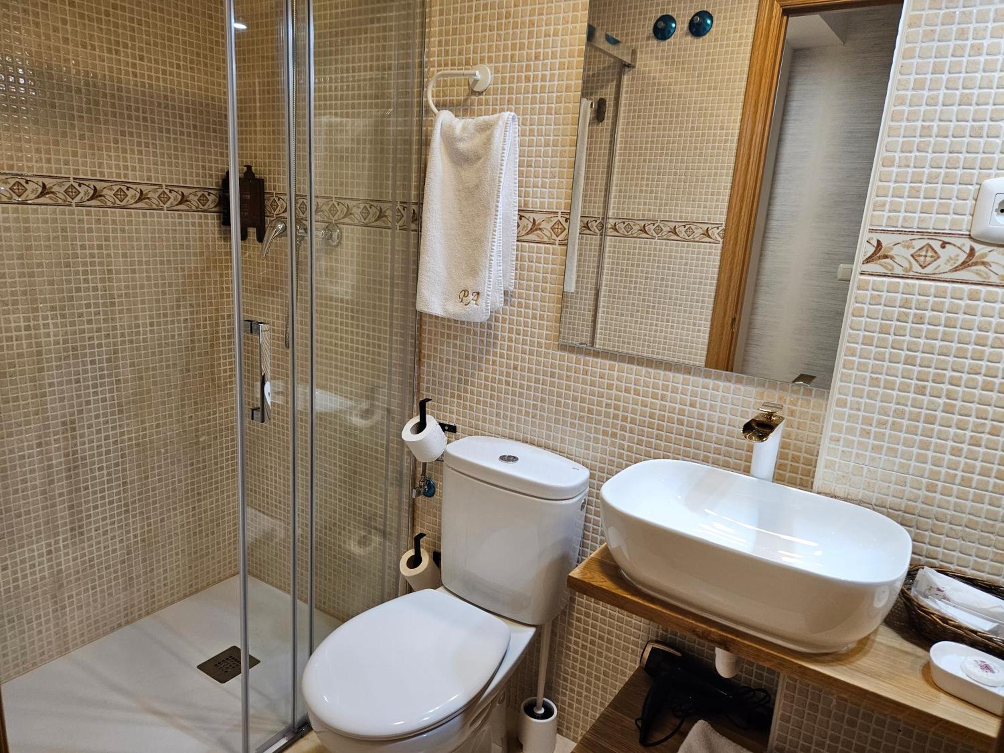 Apartamentos Palacio Azcarate Calle Calvario Ezcaray Buitenkant foto