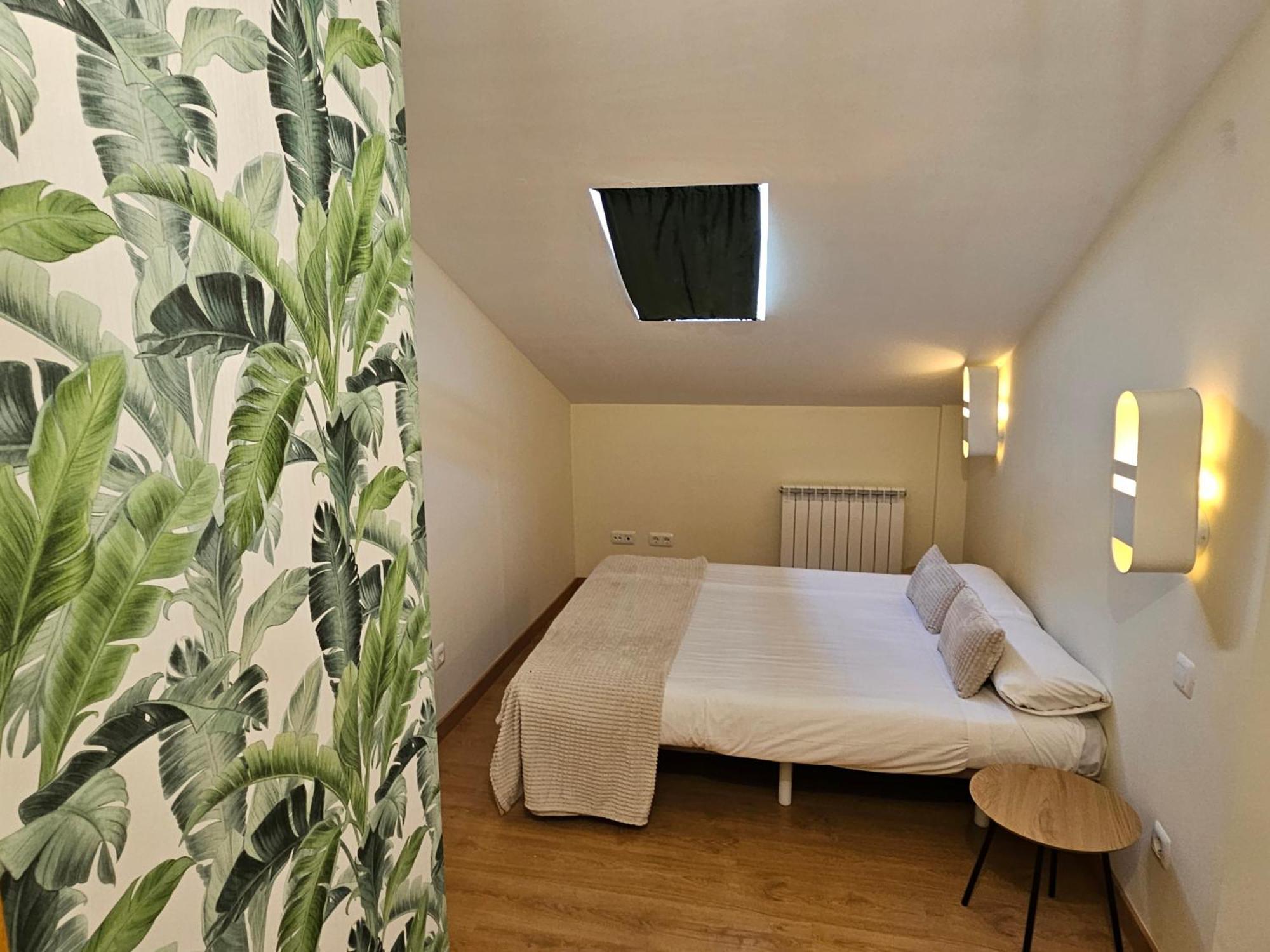 Apartamentos Palacio Azcarate Calle Calvario Ezcaray Buitenkant foto